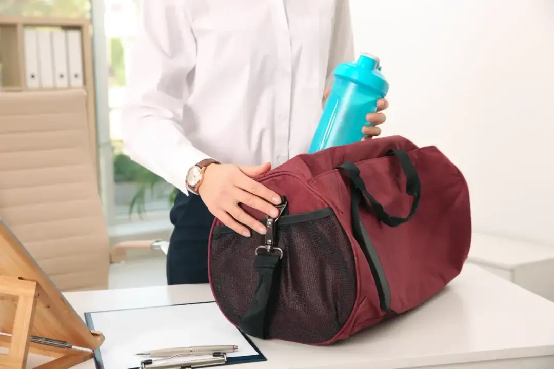 Co można przewieźć w bagażu podręcznym? Oto, co musisz wiedzieć