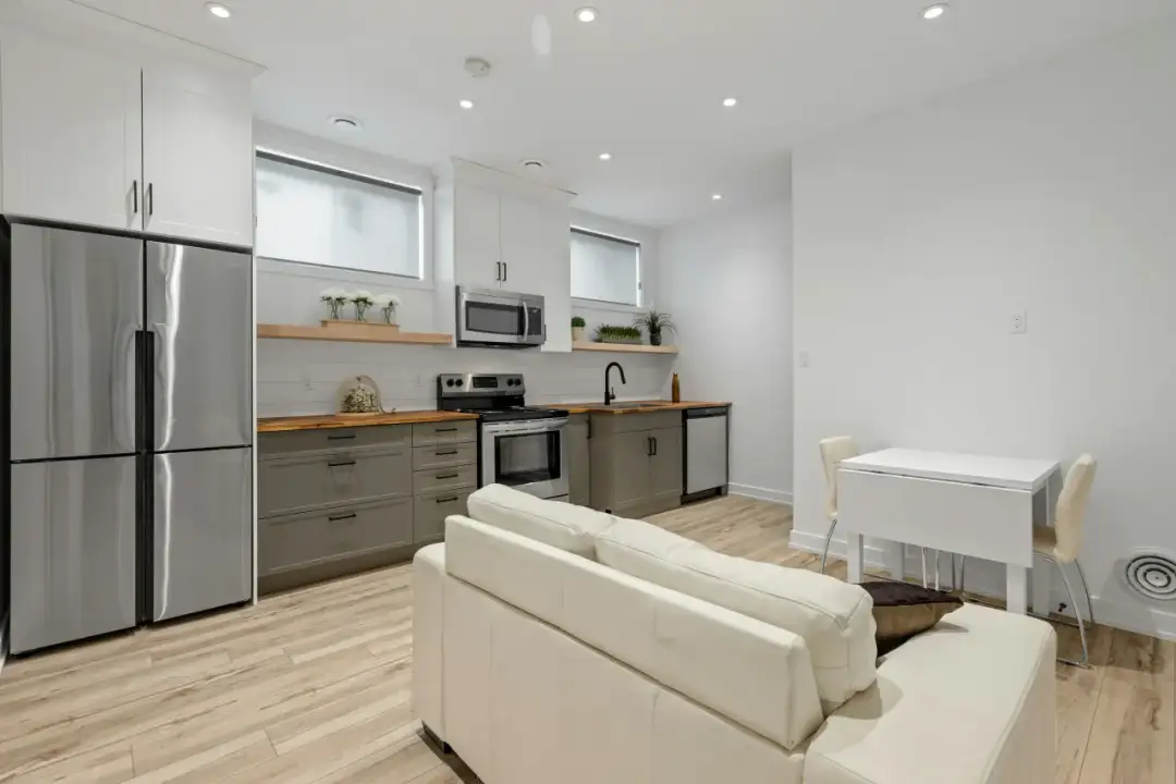 Czy warto kupić mieszkanie na wynajem? Kluczowe czynniki inwestycyjne