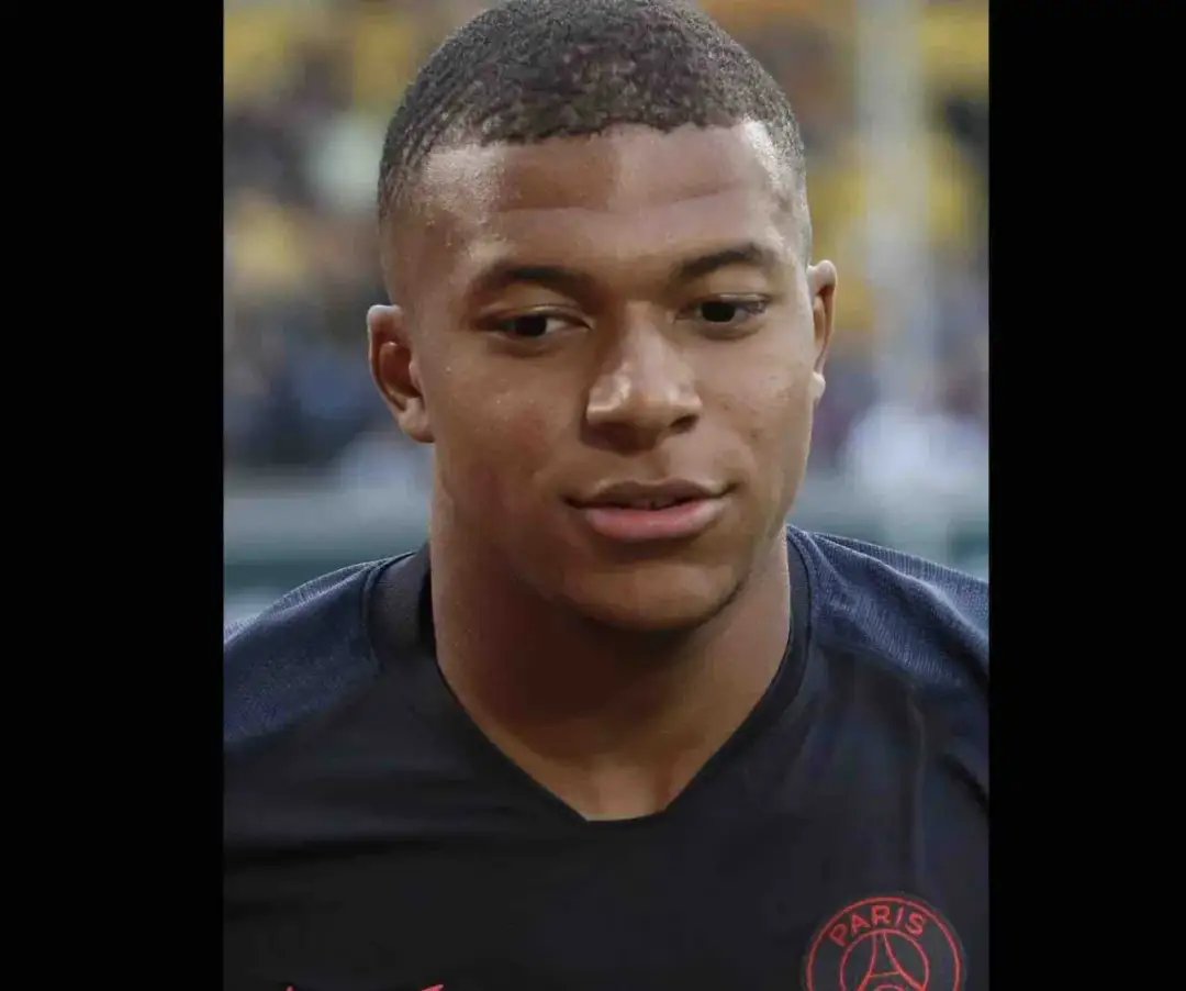 Zaskakujące zarobki Kyliana Mbappe na minutę – ile naprawdę zarabia?