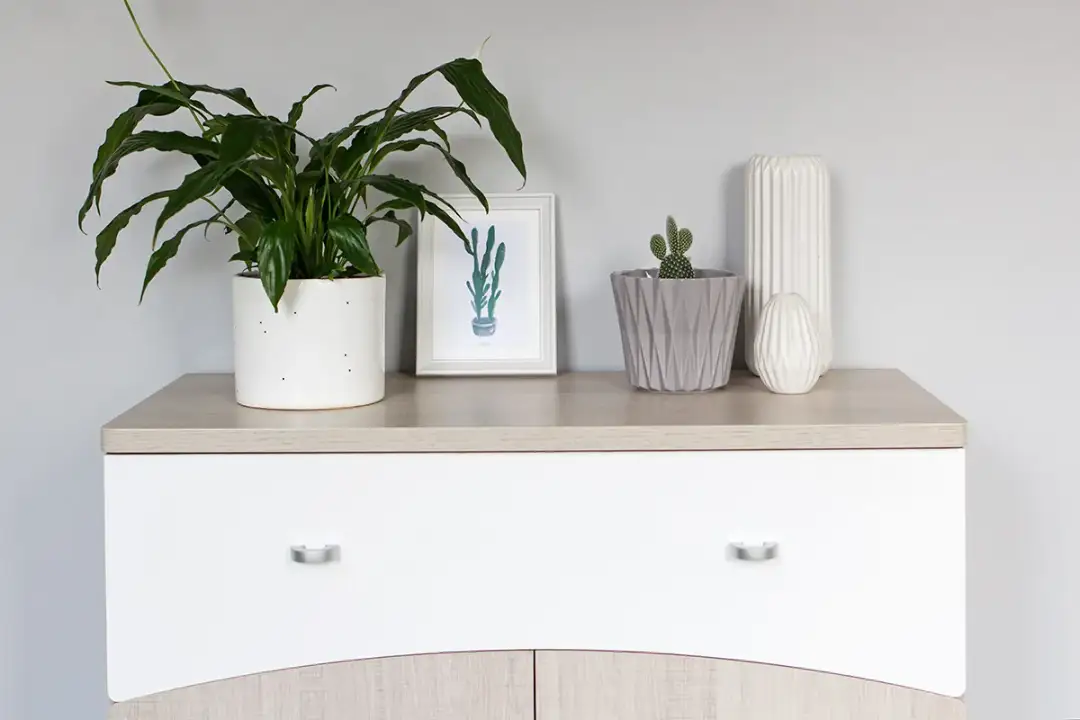 Jak odnowić meble z płyty wiórowej i zaoszczędzić na kosztach