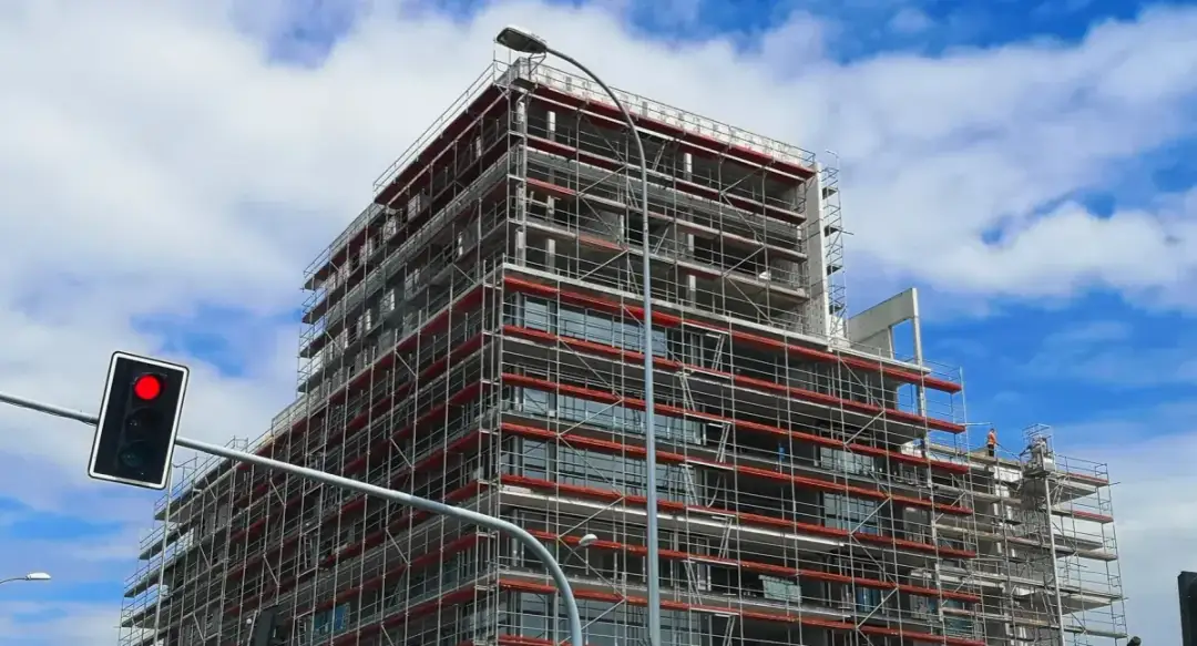 Rusztowania Harsco - innowacyjne rozwiązania dla Twojego projektu budowlanego