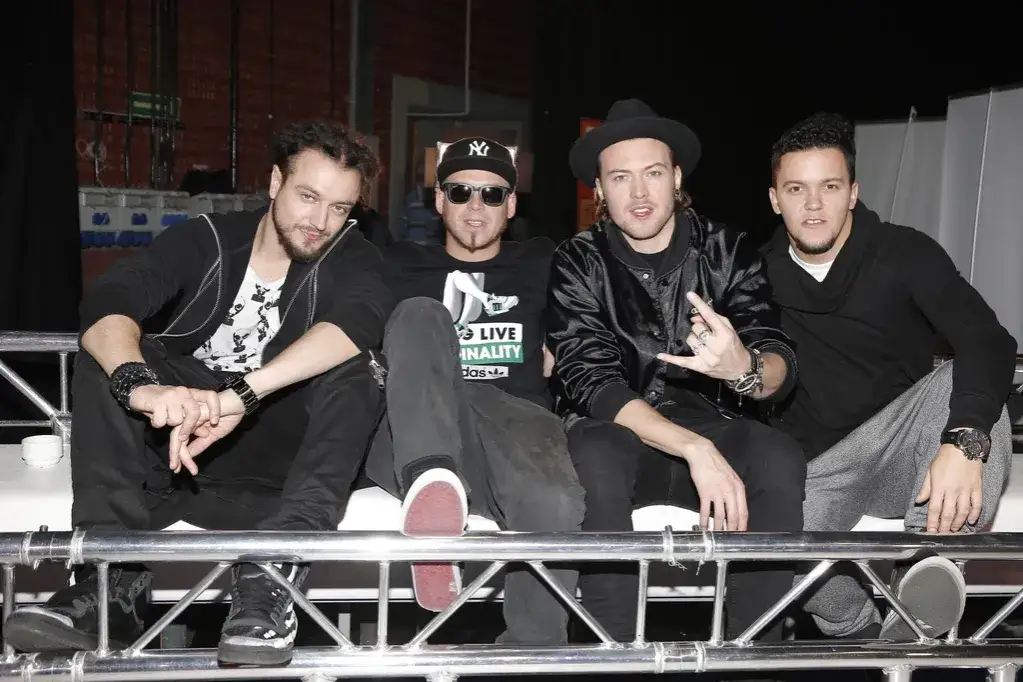 Skład zespołu Afromental - Kto obecnie tworzy ten zespół?