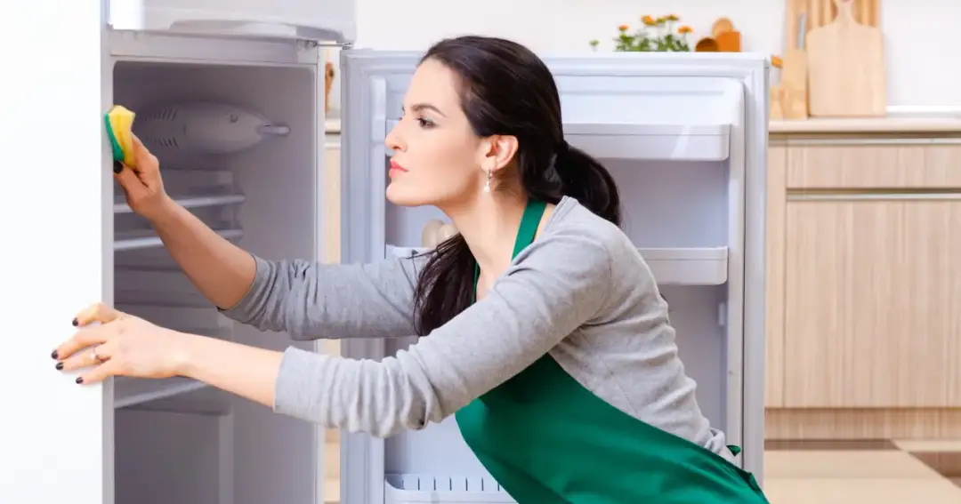 Jak rozmrozić lodówkę? Poradnik krok po kroku i triki eksperta
