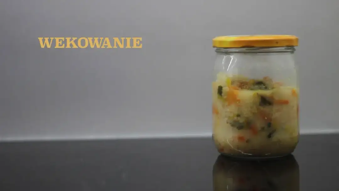 Wekowanie zup: Praktyczny poradnik i sprawdzone przepisy na zimę