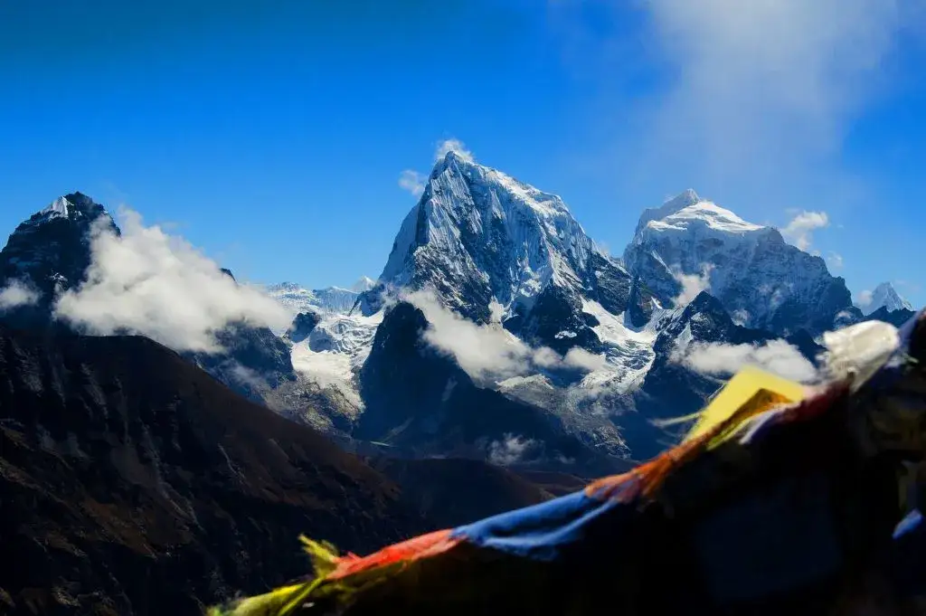 La montagna più alta: Everest, Monte Bianco e l'avventura che ti aspetta