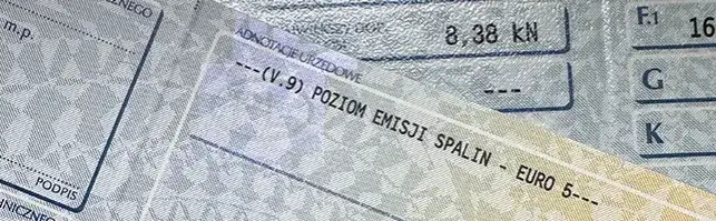Gdzie w dowodzie rejestracyjnym jest emisja spalin i co musisz wiedzieć