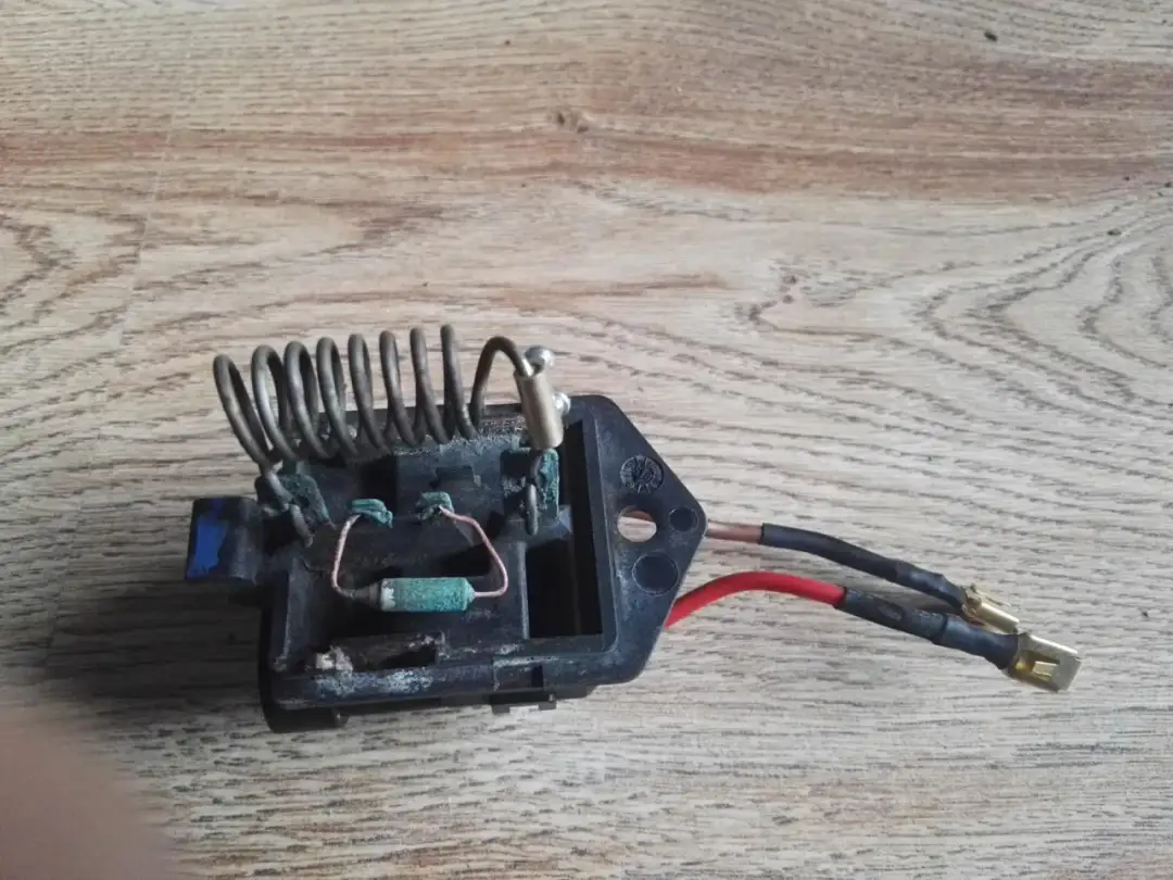 Jak sprawdzić rezystor wentylatora chłodnicy i uniknąć kosztownych napraw