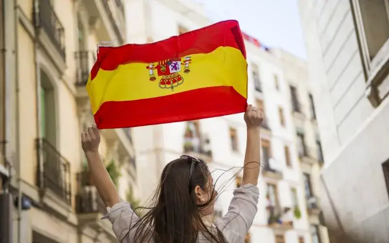 Jak zostać rezydentem w Hiszpanii - uniknij najczęstszych błędów