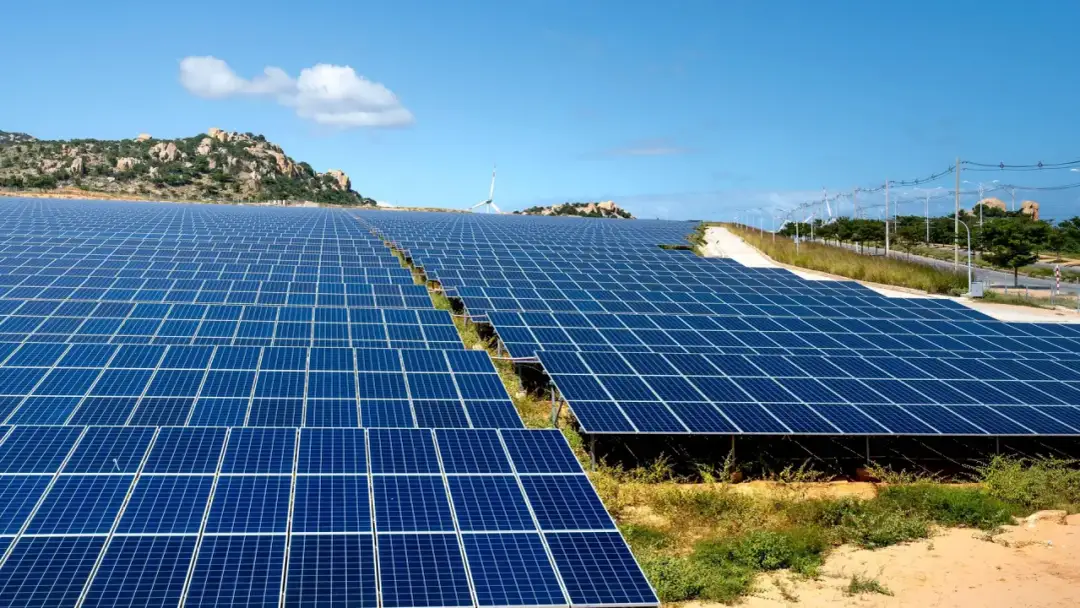 Énergie solaire : définition et applications essentielles à connaître