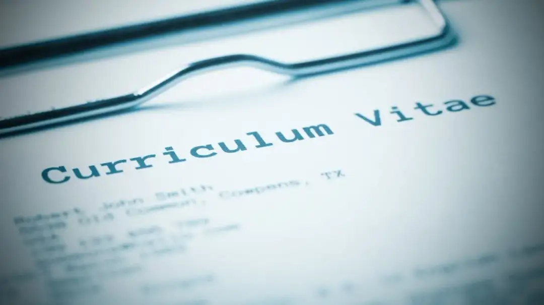 Jaki rozmiar czcionki do CV, aby uniknąć błędów i zyskać uwagę rekrutera