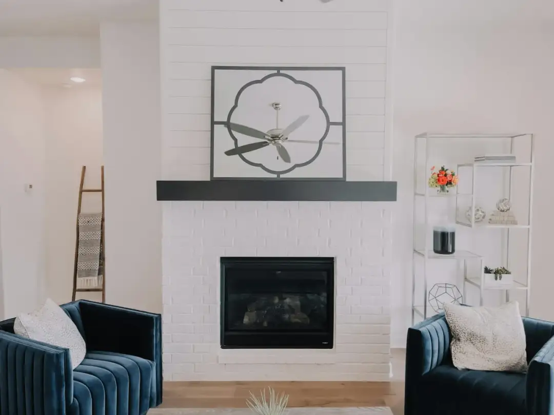 Jak obudować kominek cegłą bez błędów – krok po kroku i praktyczne porady