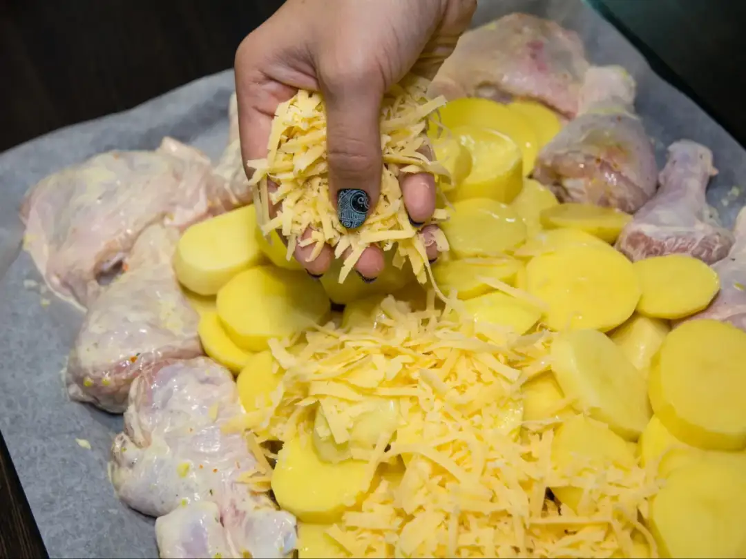 Proste i smaczne pomysły na obiad z piekarnika, które zachwycą