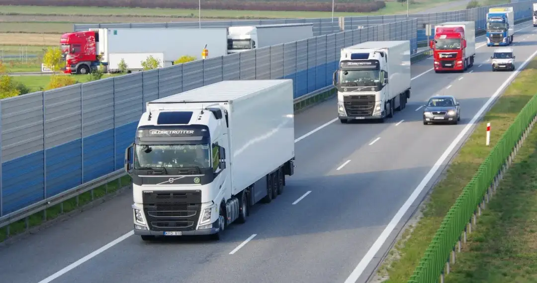 Ile waży tir z naczepą? Zaskakujące fakty o dopuszczalnej wadze