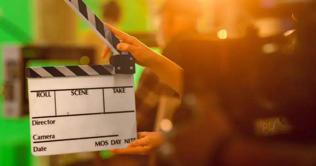 1000 filmów które tworzą historię kina – odkryj ich wpływ na kinematografię