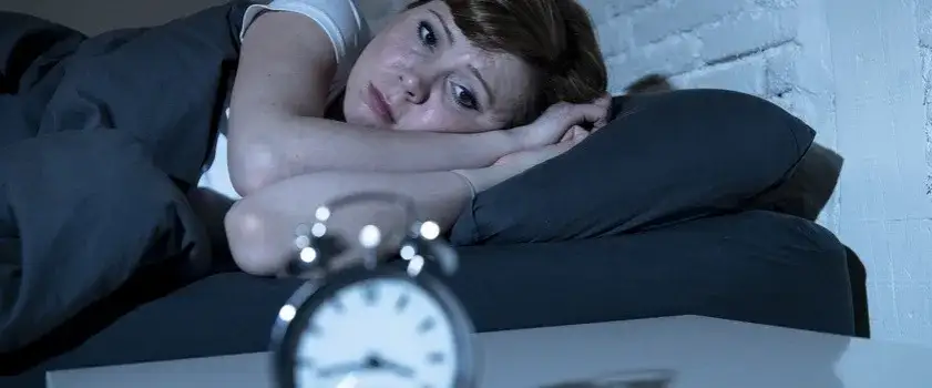 Skuteczne leki na bezsenność - poznaj opcje bez recepty, które pomogą