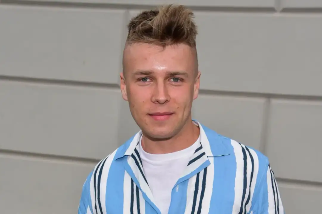 Skolim: Aktor czy piosenkarz? Odkryj jego podwójną karierę