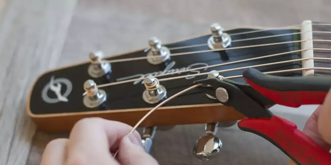 Jakie struny do gitary klasycznej wybrać, by uniknąć rozczarowania?