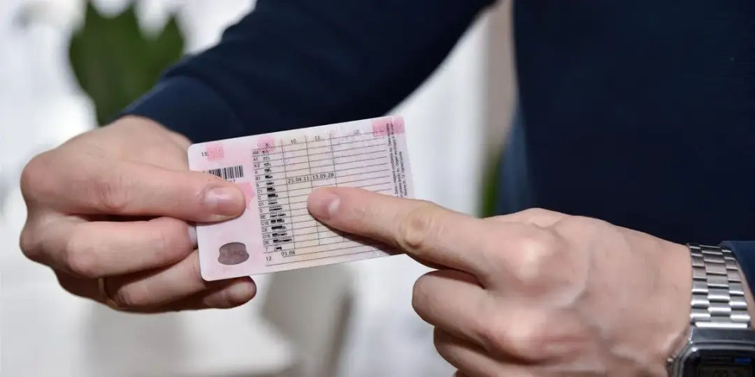 Czy musisz wymienić prawo jazdy? Sprawdź obowiązki, terminy i konsekwencje