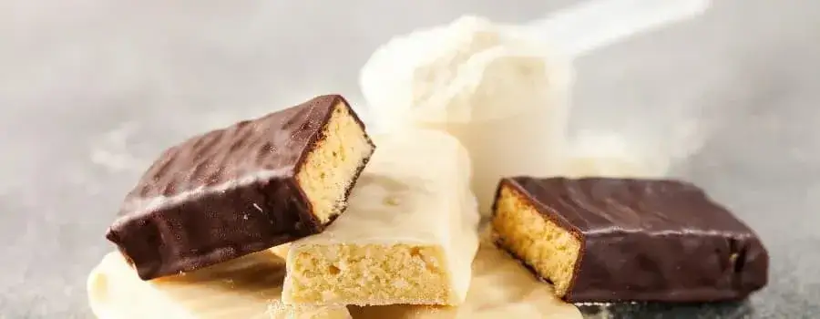 Czy batony proteinowe tuczą? Odkryj prawdę o ich kaloriach