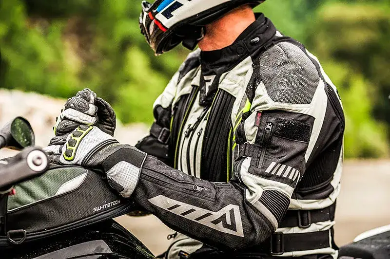 Jak dobrać kurtkę motocyklową, aby uniknąć niekomfortowej jazdy