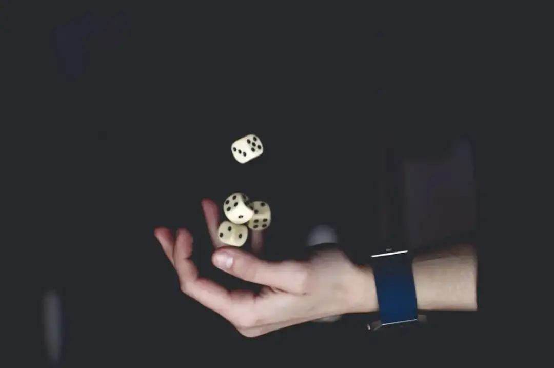 Historia hazardu w literaturze od mitów po współczesne opowieści