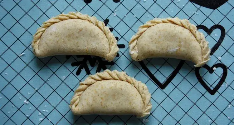 Proste ciasto na pierogi z mąki owsianej – zdrowa alternatywa bezglutenowa