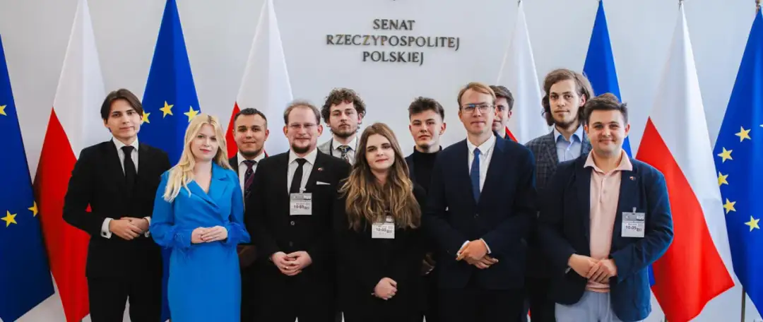 Kto jest w Senacie? Poznaj aktualnych senatorów i ich role