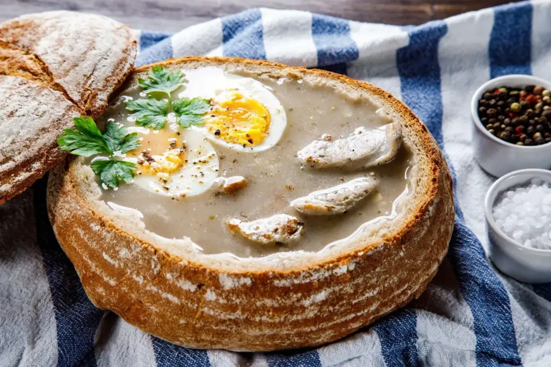 Jakie przyprawy do żurku dodać? 6 tradycyjnych składników na idealną zupę