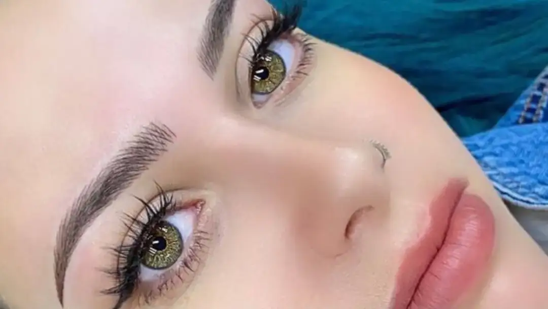 Makijaż permanentny brwi ile kosztuje? Poznaj ceny i metody! Makijaż permanentny brwi ile kosztuje? Poznaj ceny i metody!