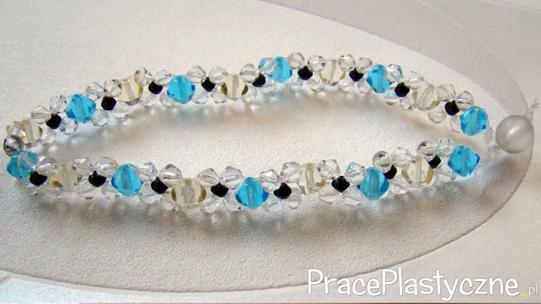 Jak zrobić bransoletkę z koralików? Poradnik krok po kroku!