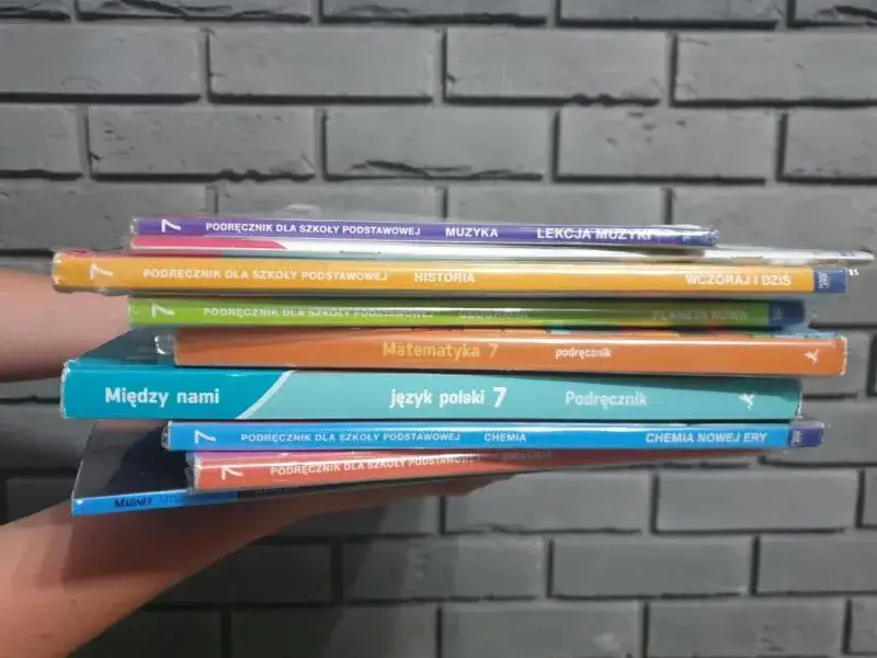 Czy można oddać książki do biblioteki? Zasady, terminy i konsekwencje zwrotu