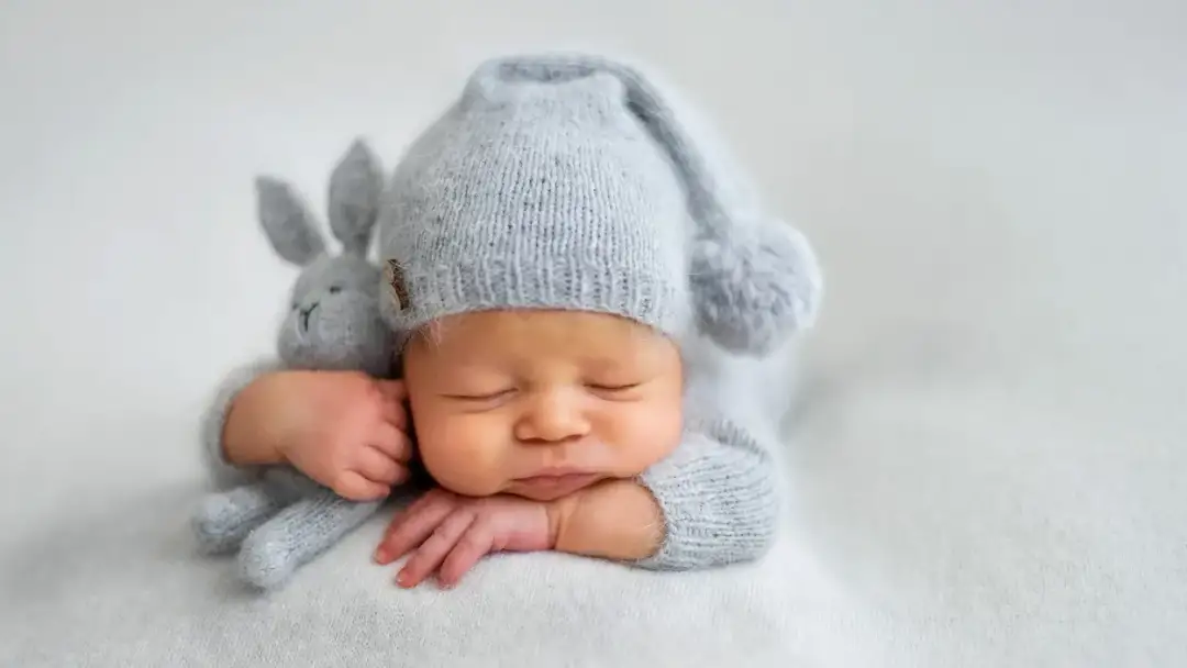 Co kupić niemowlakowi na pierwszą wizytę? Praktyczne i bezpieczne pomysły