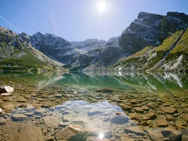 Jeziora tatrzańskie: odkryj najpiękniejsze miejsca w Tatrach