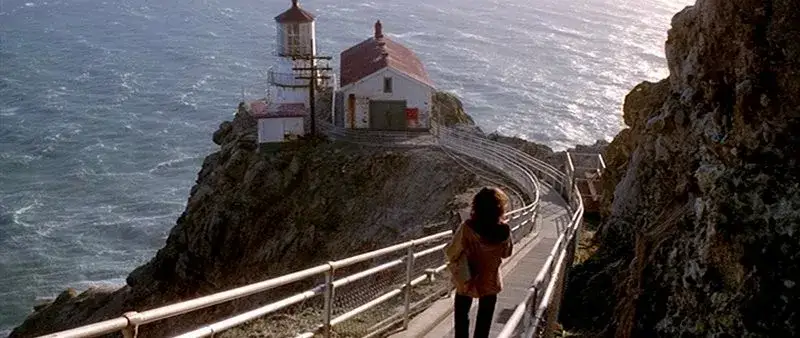 Film Latarnicy: Romantyczna komedia o miłości w latarni morskiej