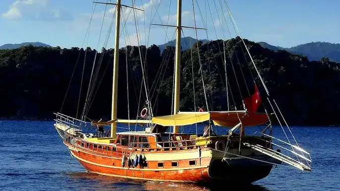 Tekst piosenki gdzie ta keja - odkryj emocje żeglarza w słowach