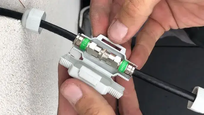 Jak zarobić końcówkę anteny - unikaj najczęstszych błędów i zyskaj pewność