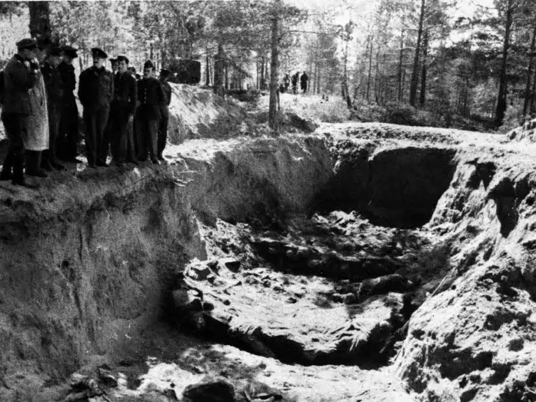 Kto odkrył zbrodnię katyńską i jakie były tego konsekwencje?