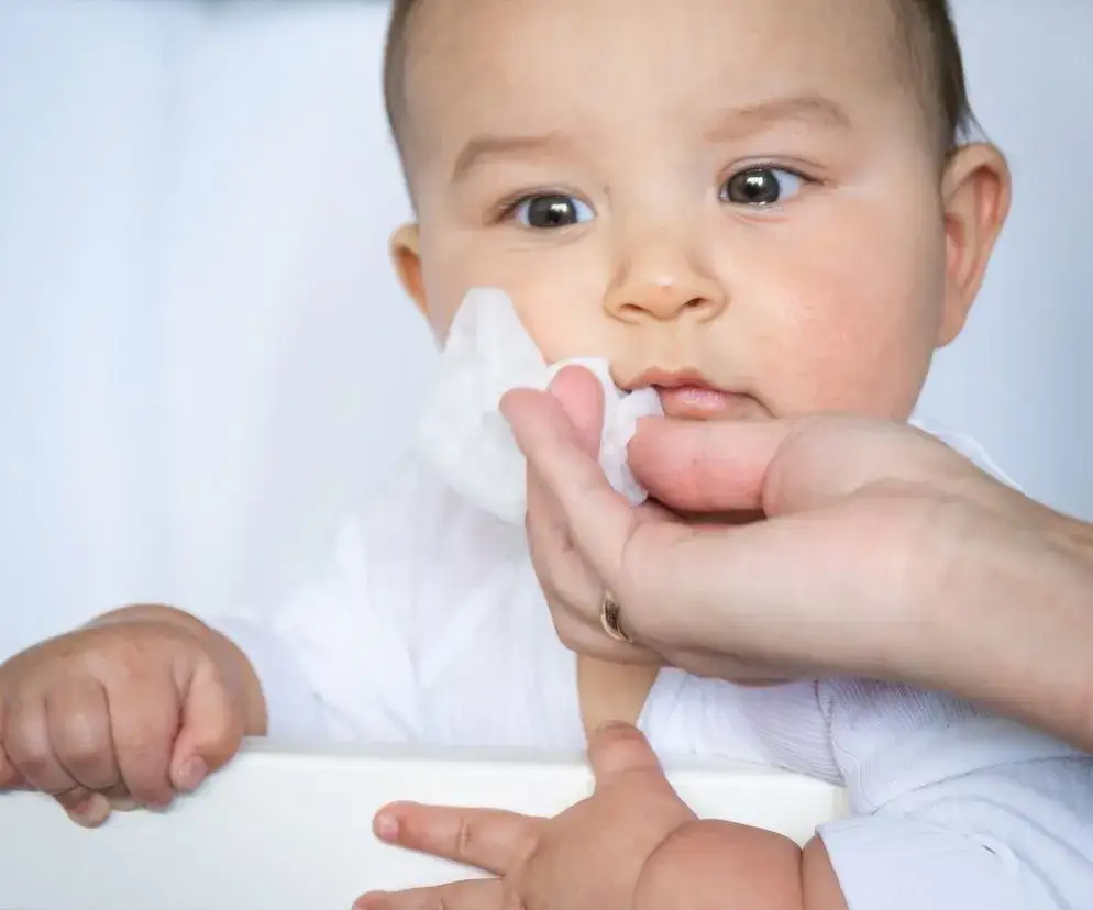 Wysypka przy ząbkowaniu: zdjęcia i cechy charakterystyczne