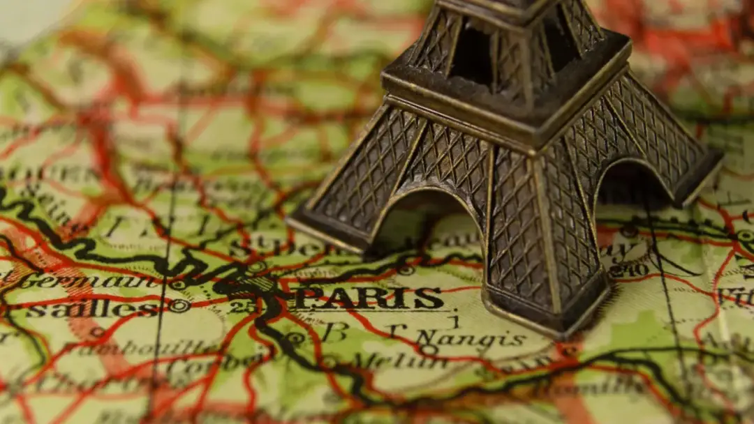 Jak dojechać z lotniska Paryż Beauvais do centrum - najtańsze opcje podróży