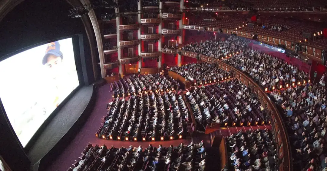 Filmy o Formule 1 – adrenalina na ekranie, która Cię zaskoczy