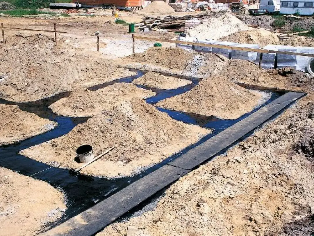 Fundamenty krok po kroku dla laików - Jak zbudować solidną bazę domu