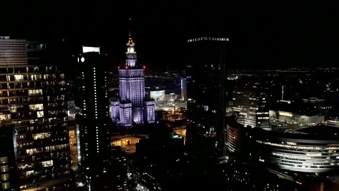 Nocne zdjęcia i filmowanie: 7 sekretów mistrzowskich ujęć