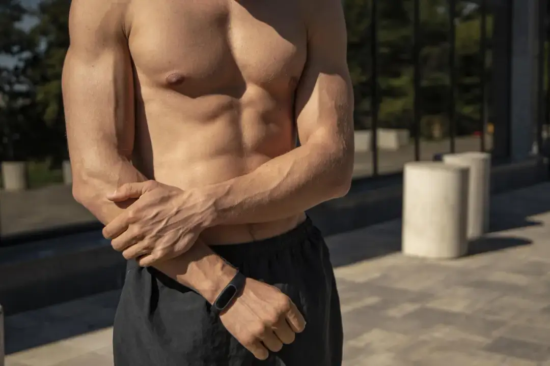 Skuteczne sposoby jak podwyższyć poziom testosteronu naturalnie i bezpiecznie