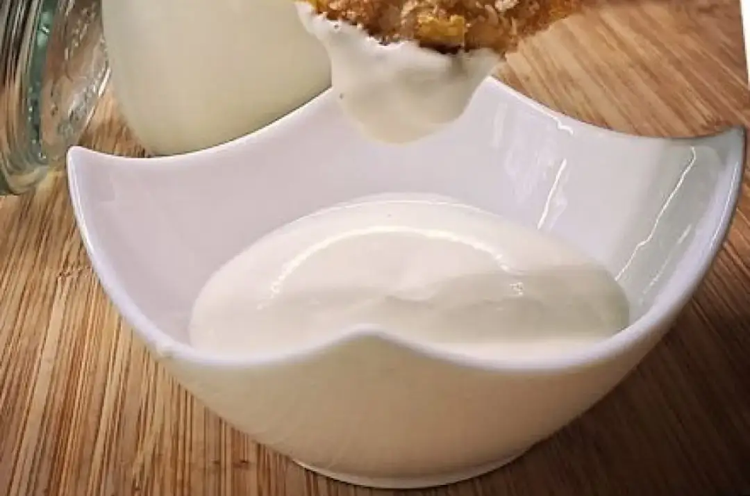 Sos śmietanowy jak z Maka - prosty przepis na idealny smak fast foodu