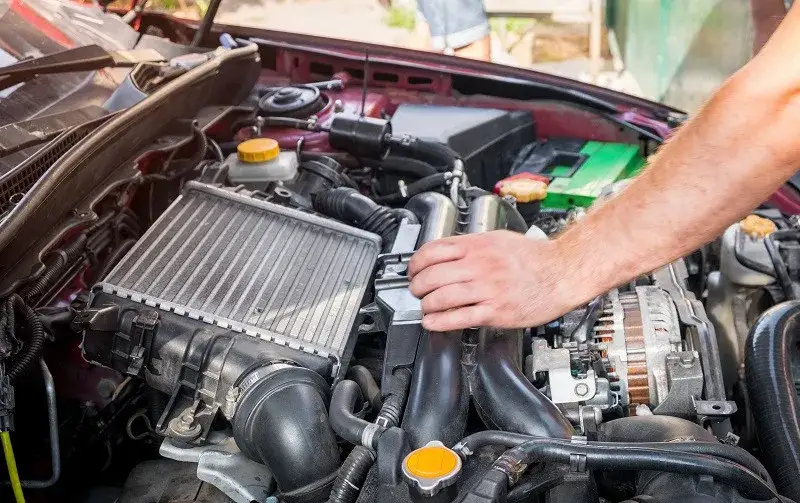 Jak wyczyścić chłodnicę intercoolera i uniknąć kosztownych napraw