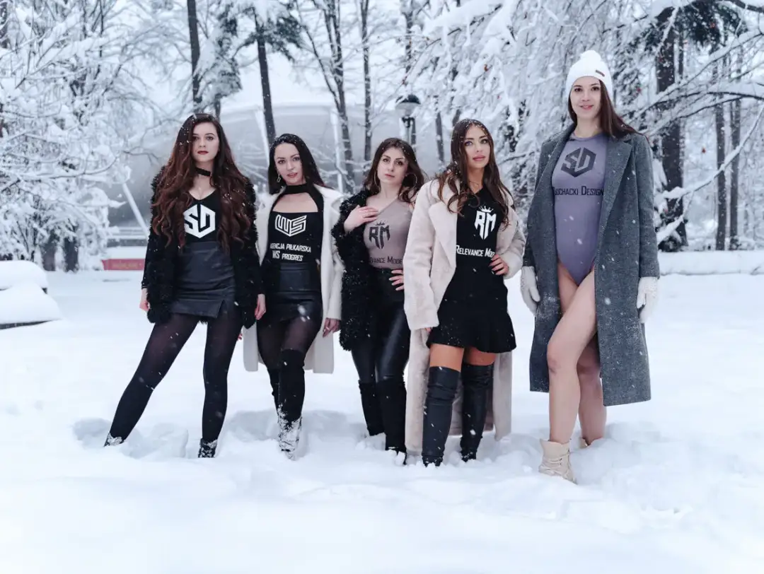 Jak zostać modelką i uniknąć oszustw – sprawdzone kroki i agencje