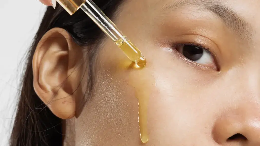 Czy olej konopny zapycha pory? Fakty o komedogenności i pielęgnacji skóry