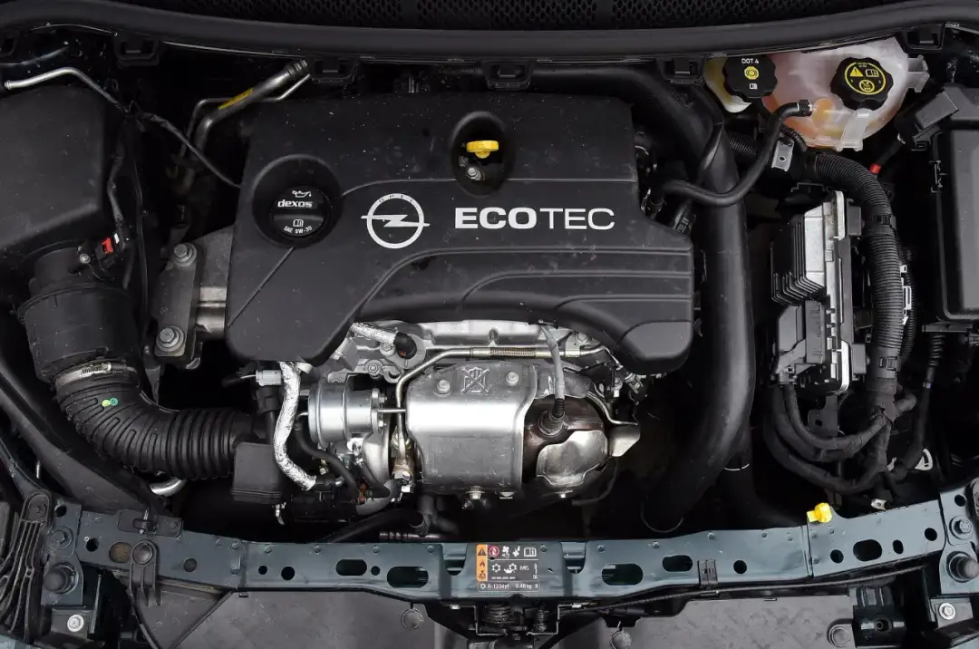 Astra K: Silniki benzyna/diesel który wybrać, by nie żałować?