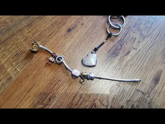 Jak otworzyć bransoletkę modułową bez uszkodzenia zapięcia? Jak otworzyć bransoletkę modułową bez uszkodzenia zapięcia?