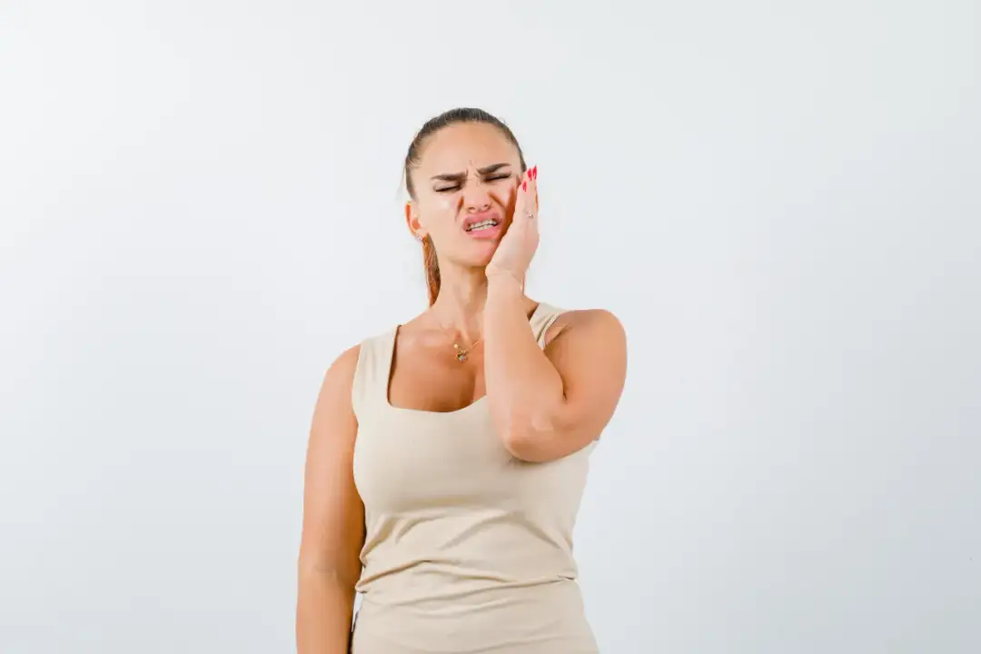 Objawy nowotworu stawu skroniowo-żuchwowego, które musisz znać